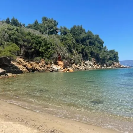 Dom wakacyjny κατηγιώργης ρεγγίνα *